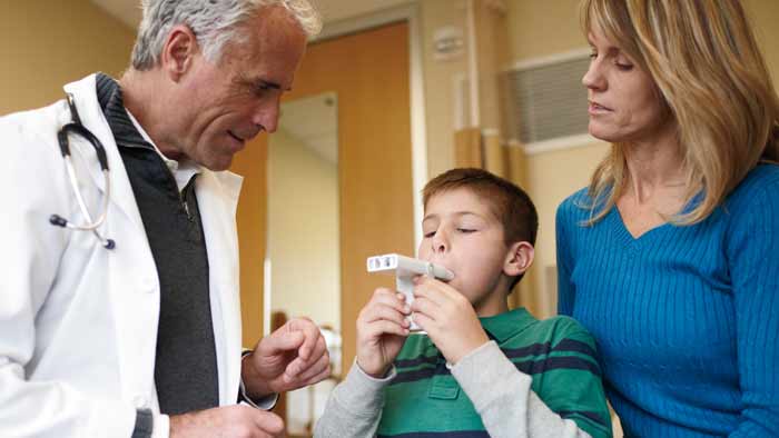 Inhaladores para niños de 0 a 4 años. Su uso paso a paso. 